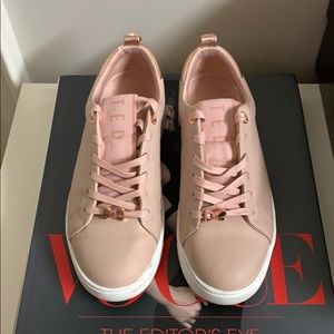 Ted Baker Sneakers